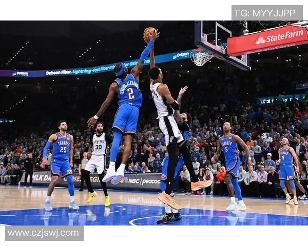 雷霆与马刺常规赛对决精彩回顾及赛季展望分析